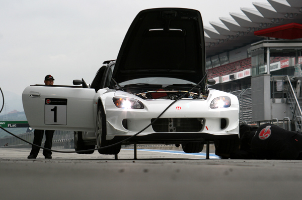 602 s2000 1 IMG_9571.jpg